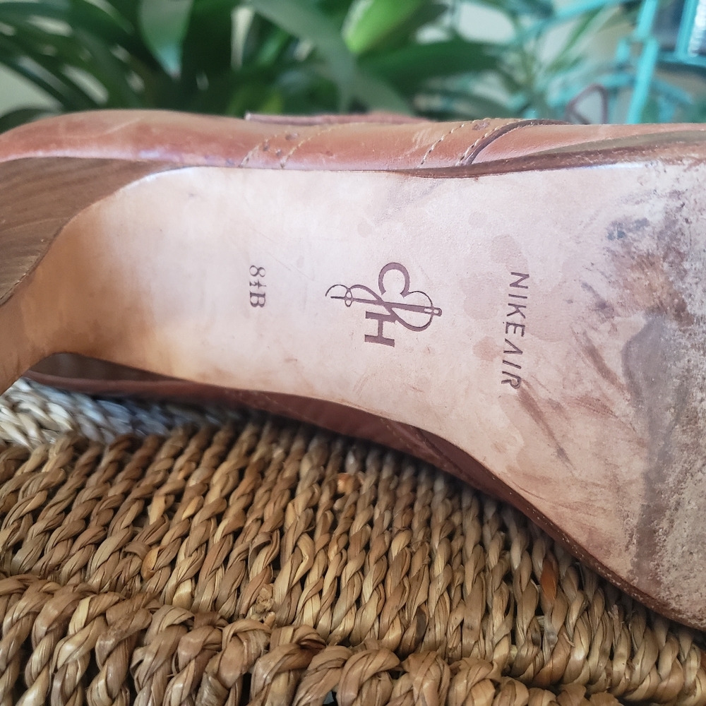 🌻Cole Haan NikeAir Women's Lace up Peep toe Brown Leather Booties Size 8 - Picture 4 of 8